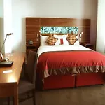 The Gateway Hotel 4*