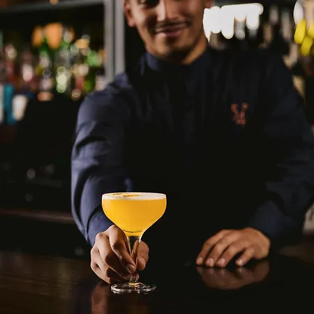 Hotel The Gateway 4*