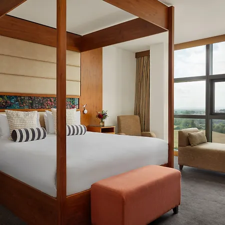 The Gateway דאנדלק