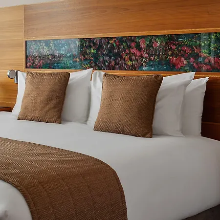 Hotel The Gateway 4*