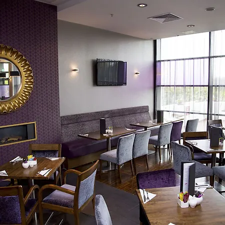 The Gateway מלון דאנדלק