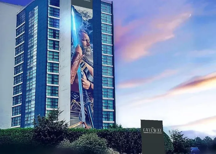 The Gateway Hotel